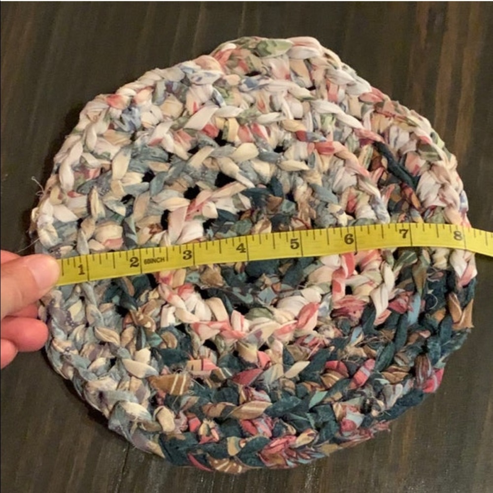 Homemade crocheted hot pad 🧑‍🍳 trivet 🧑‍🍳 pot holder